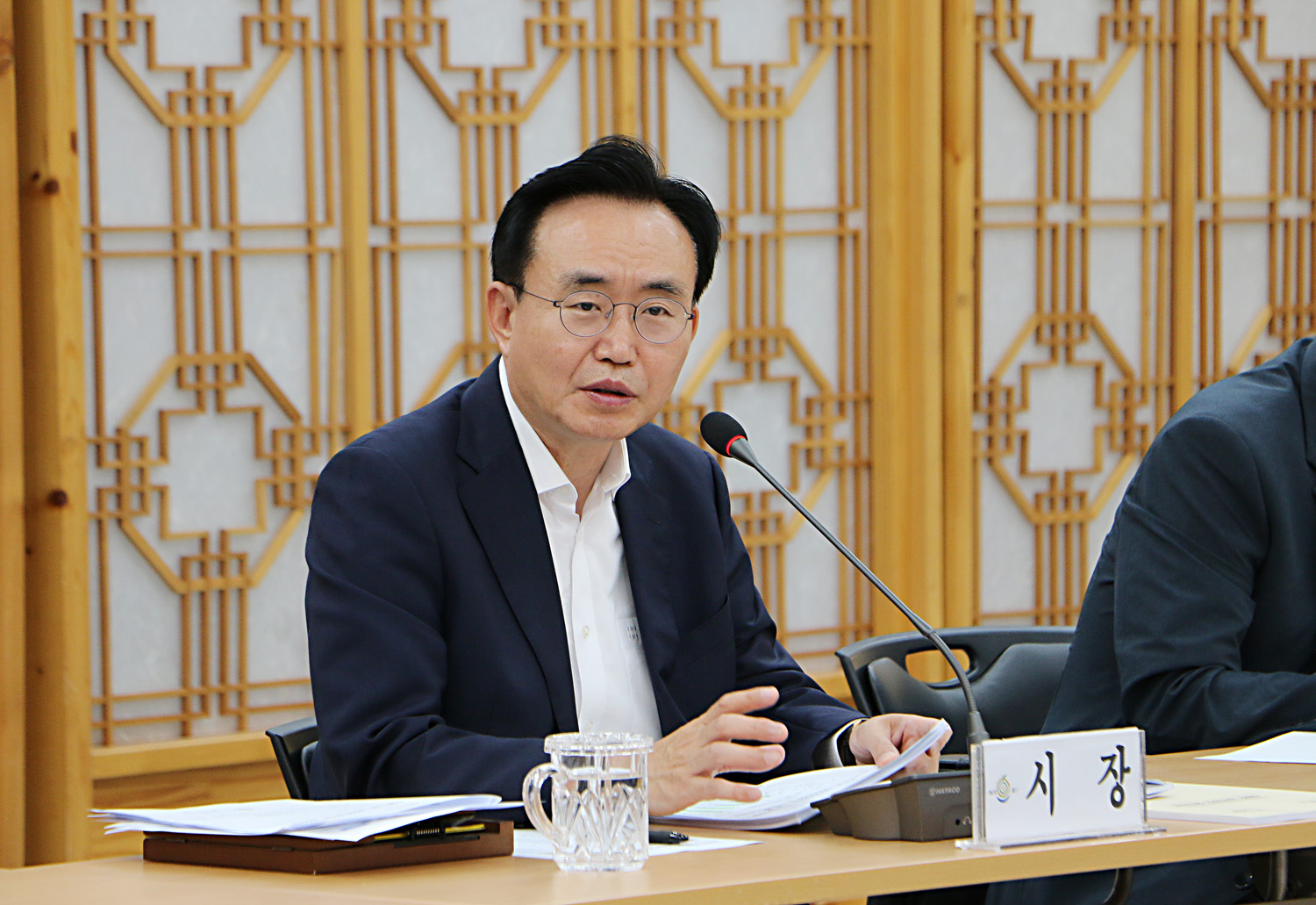 6월 중 읍, 면, 동장 회의 나주시장의 인사말 모습 근접 촬영