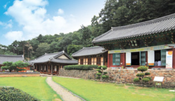 우측에서 바라본 죽림사