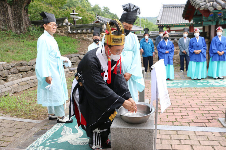남평향교 고유례