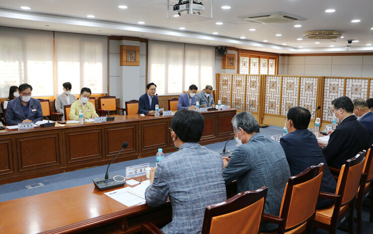 쌀값 폭락과 가격안정을 위한 대책 수립 간담회
