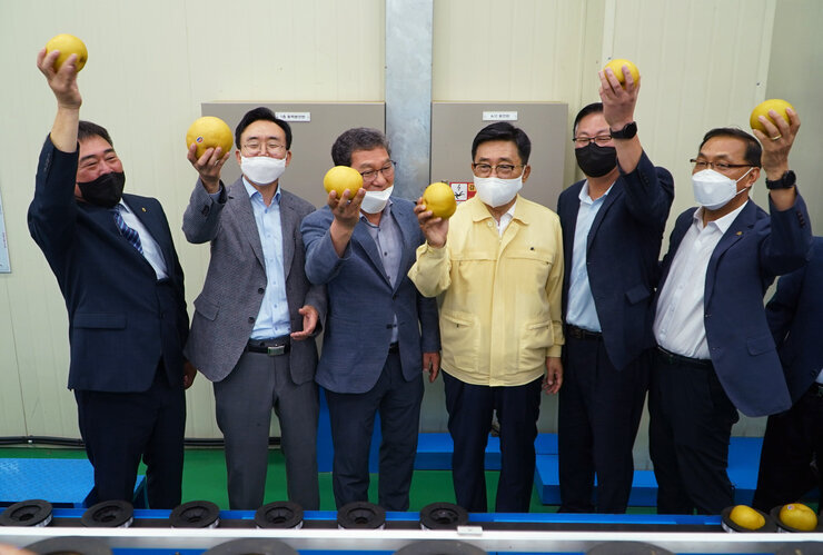 2022년 나주배 대미 수출 첫 상차 기념행사