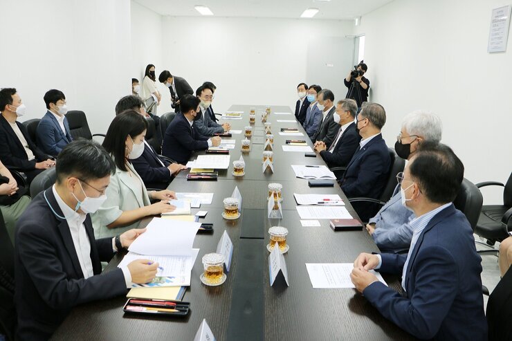 최상대 기재부 2차관 지역경제 현장 간담회