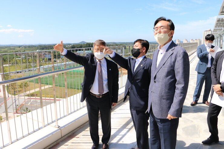 최상대 기재부 2차관 지역경제 현장 간담회