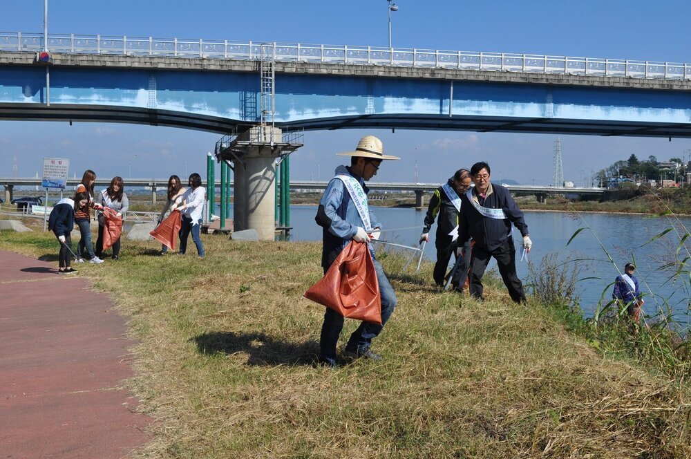 식품산업연구원 환경 정화활동 1.jpg
