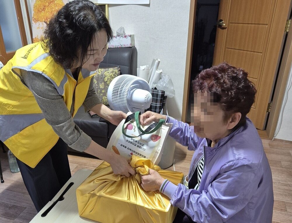 나주시 성북동지사협, ‘추석 명절맞이 후원품’ 전달