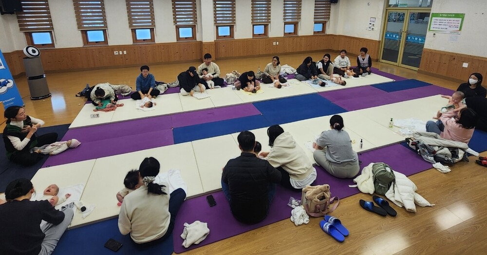 빛가람건강생활지원센터, ‘베이비 마사지 교실’ 성황리 종료