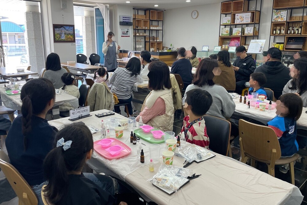 나주배박물관, 가족 체험 프로그램 ‘작은 정원, pear 테라리움’ 진행