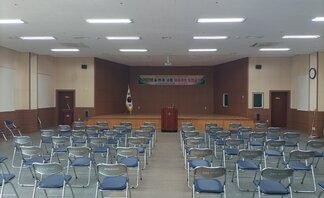 금천면복지회관 회의실