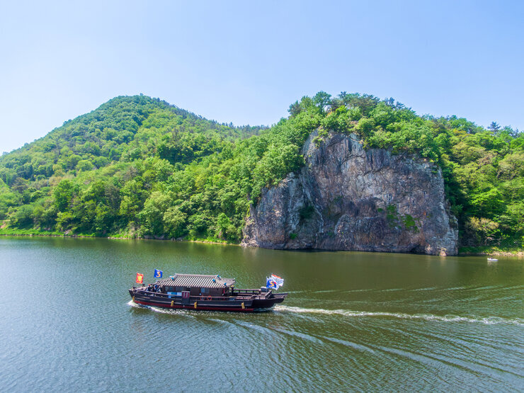 [드론-입선] 황포돛배와 앙암바위-정백호