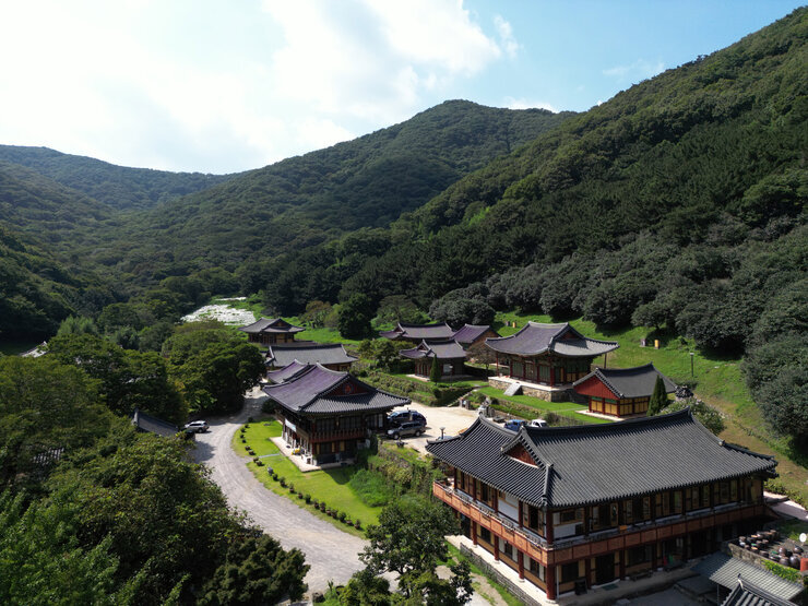 [드론-장려상] 새가 본 불회사-김전우