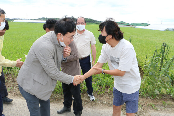 태풍 힌남노 대비 메론농가 방문