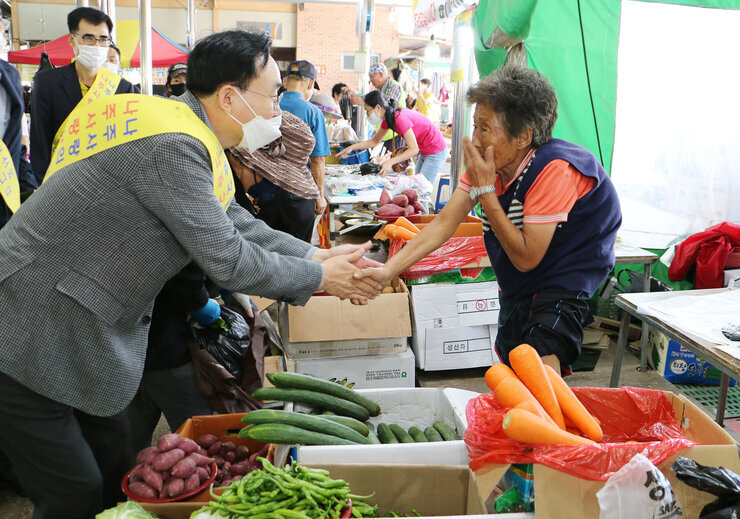 추석맞이 전통시장 장보기 행사