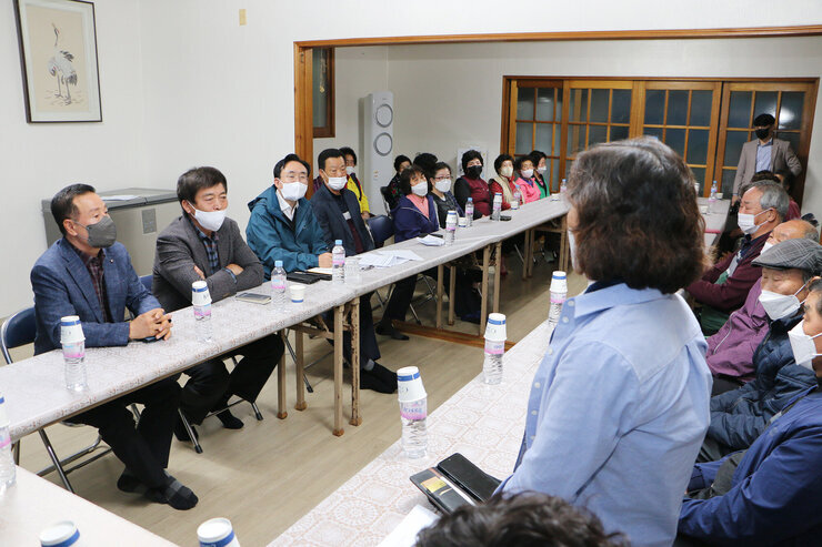 시장과 함께하는 야죽마을 좌담회