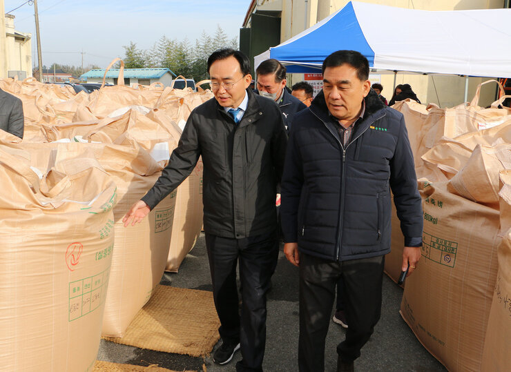 공공비축미 수매현장 (금천면)
