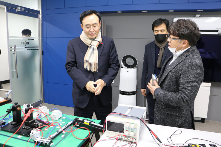 에너지밸리 연구기관 방문 기관 순회 모습 4