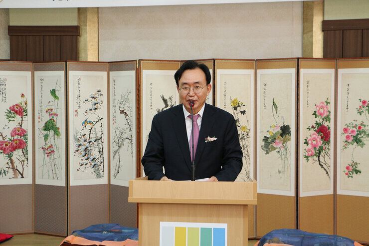 나주향교 기로연 나주시장이 축사를 하고 있는 모습 근접촬영