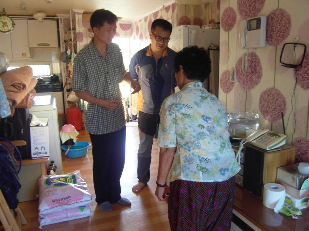 송향회 이웃돕기.JPG