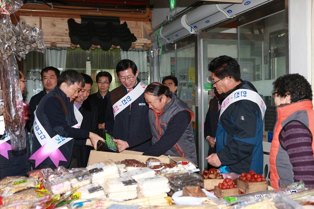 한전 목사고을시장 방문 2.JPG