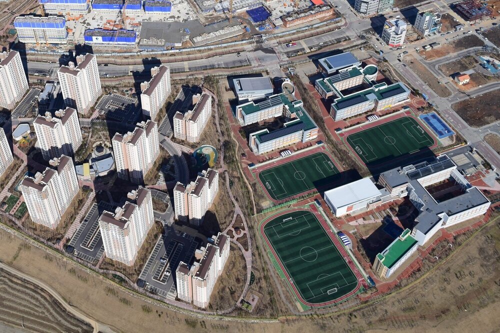 하늘에서 본 혁신도시학교-crop.JPG