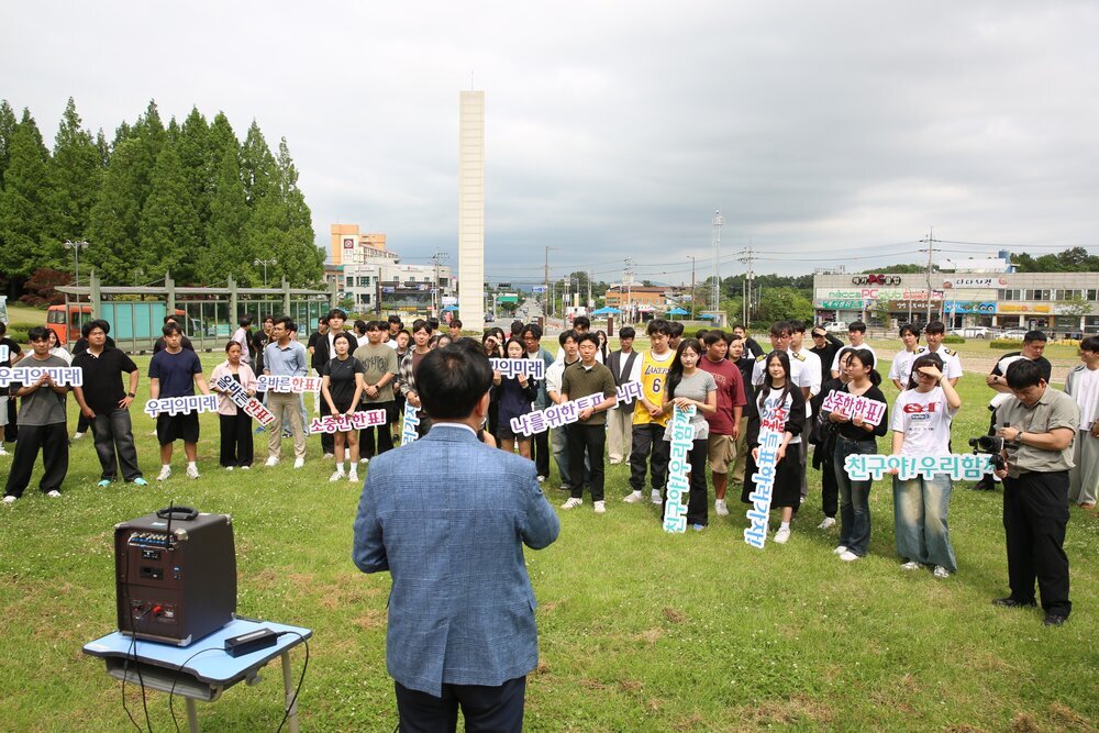 사진2) 윤병태 시장이 동신대 캠페인에서 인사말을 하고 있다