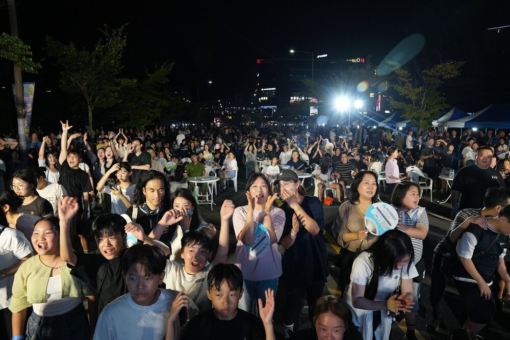 나주시, ‘2025 빛가람 하이볼&비어 페스티벌’ 성황리 개최