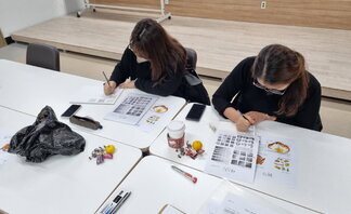 <2021 나주시청년희망학교 쉽게 배우는 기초 크로키반 - 6번째 수업 >