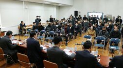 나주시장 답변 모습 근첩 촬영