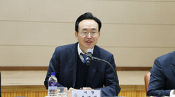 남평읍 주민과의 대화 나주시장이 답변하고 있는 모습 근접촬영