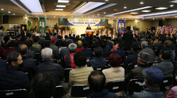 나주축협 조합장 이, 취임식 참석자들 모습이 보이고 나주시장의 축사 모습 행사장 전면